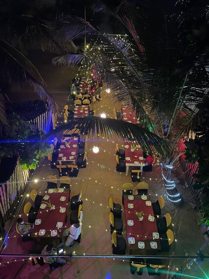 Sea Beach Resort Negombo Exterior foto