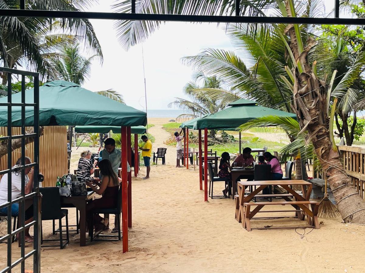 Sea Beach Resort Negombo Exterior foto